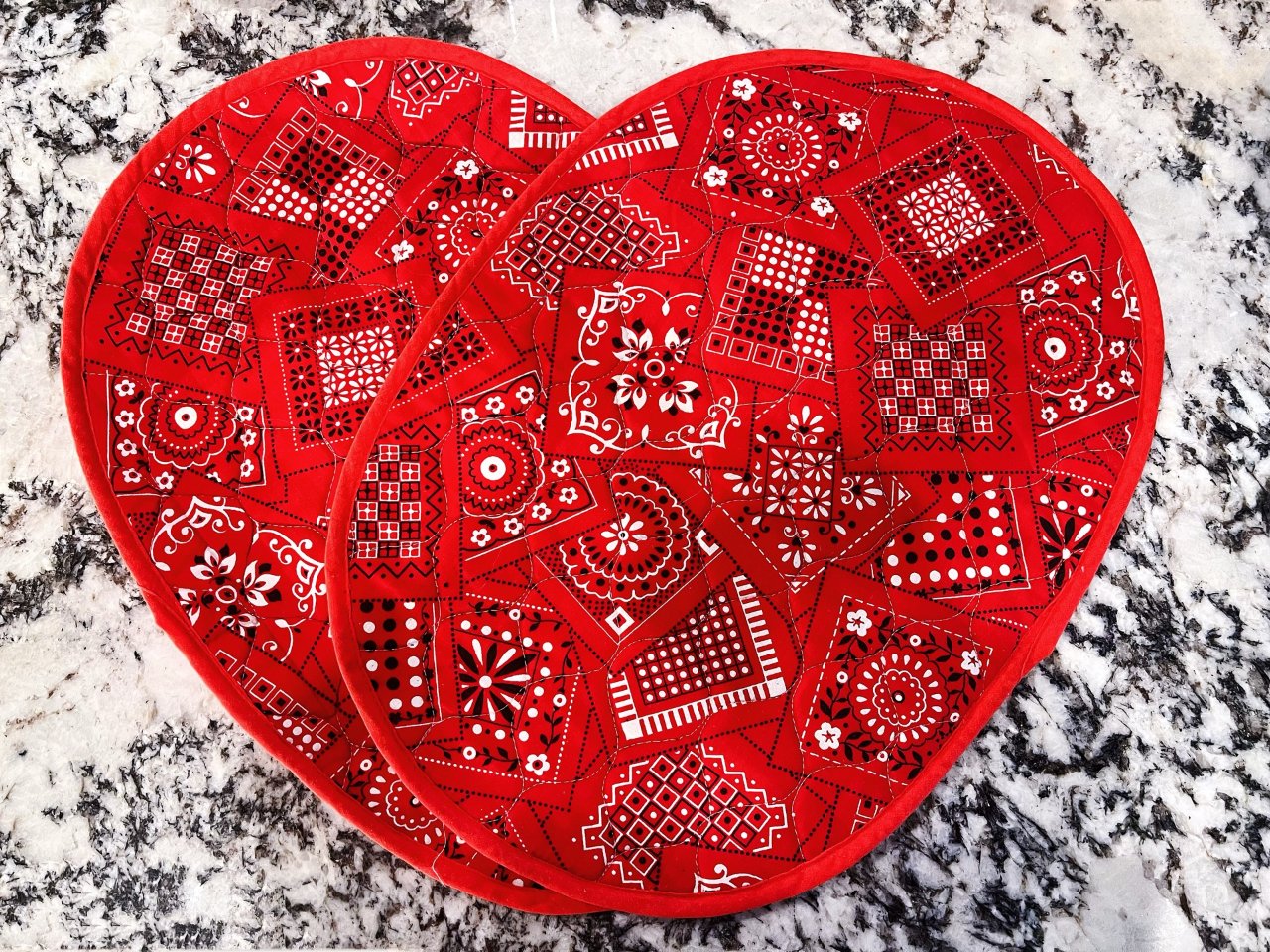 春节必备新年红餐垫，棉质的最棒...