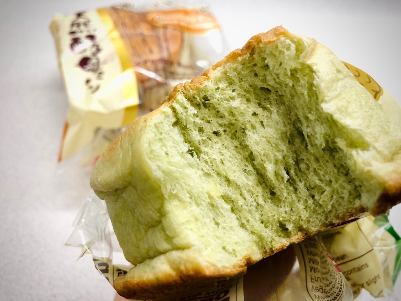 香喷喷的日本DPlus面包...