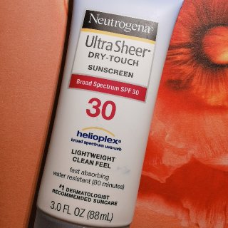 Neutrogena 露得清,防晒霜