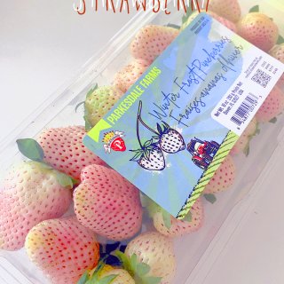 龙年新气象 第一次买白草莓...