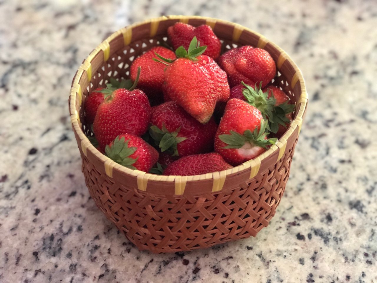摘草莓啦