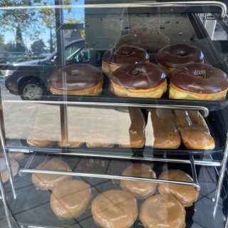 Yum Yum Donuts | 加州连...
