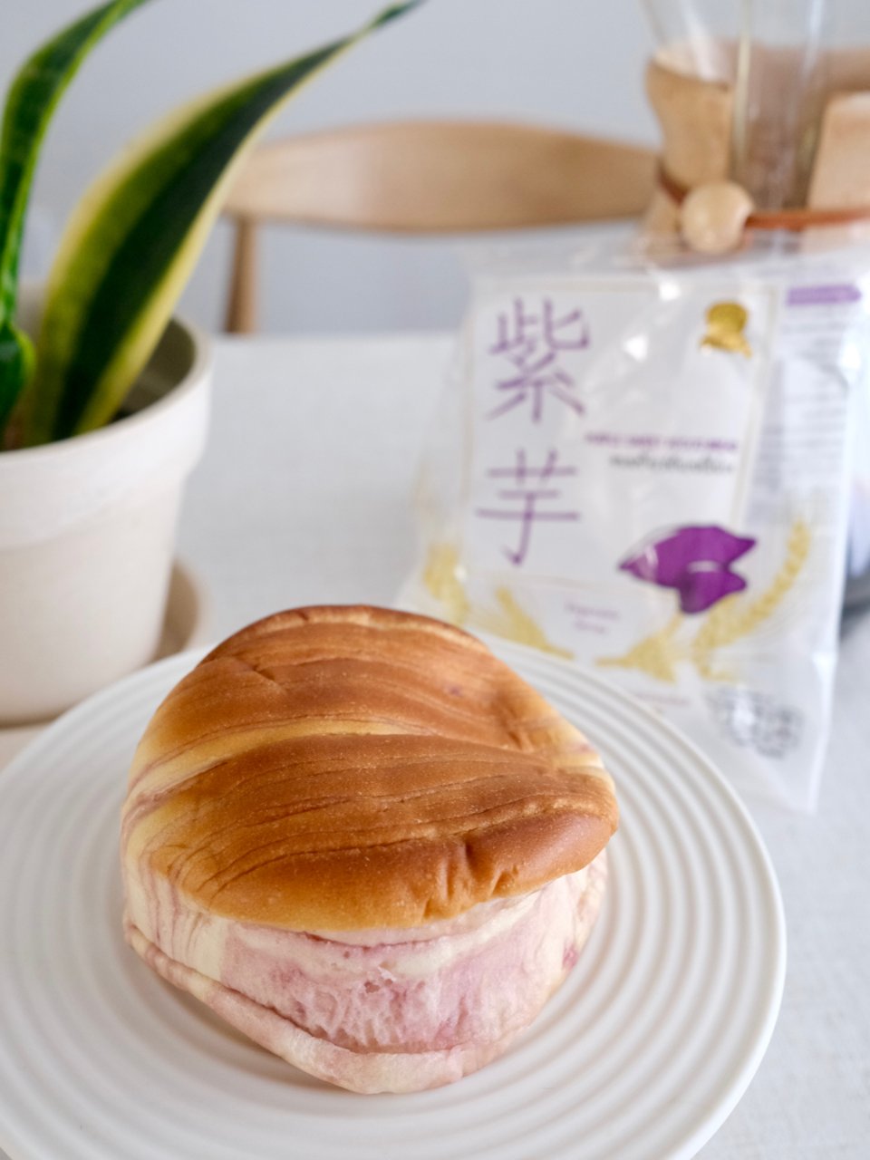 D- PLUS泰国限定紫芋面包...