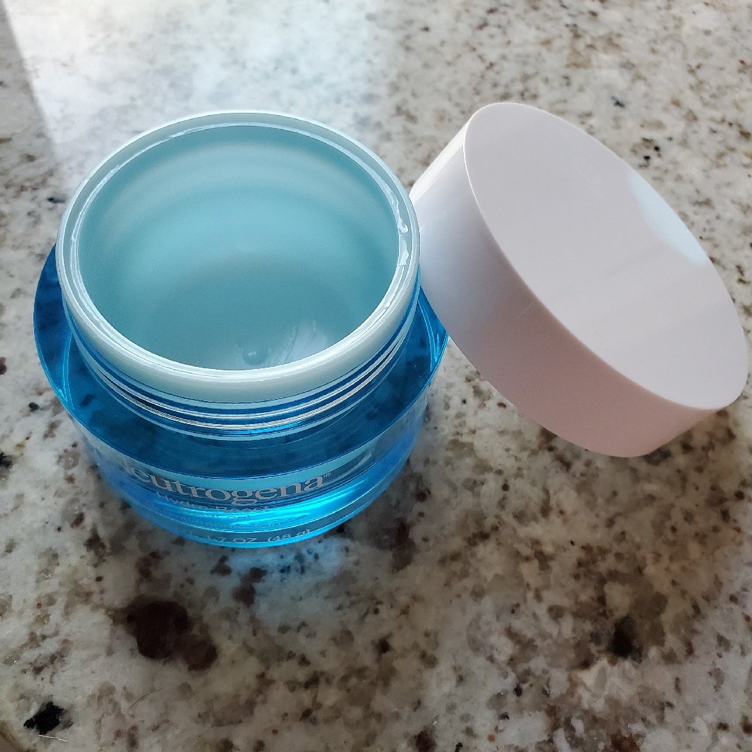 Neutrogena 露得清