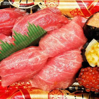 Mitsuwa大食堂的寿司好吃炸了！🍣...