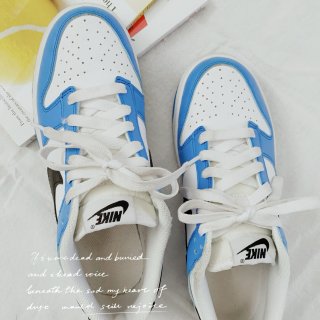 Nike Dunk 低帮鞋～这个夏天是蓝...