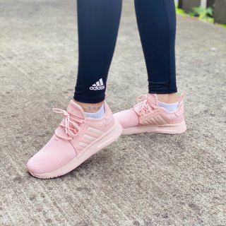 鞋子｜脚上的少女粉：Adidas粉色运动...