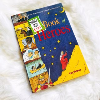 儿童图书：Book of Heros....
