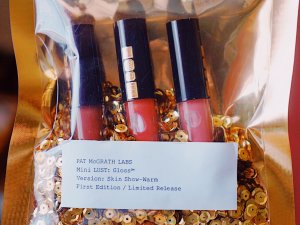 Mini Pat唇釉👄 Glossy Lip