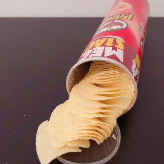 陪着我成长的老友记—Pringles...