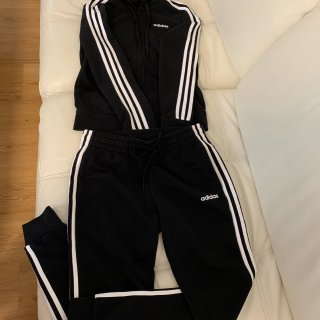adidas 阿迪达斯