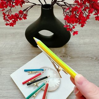【可爱发饰】它们不是彩色铅笔✏️是发夹！...