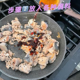三文鱼🍣菠菜炒饭｜营养又好吃😋，关键宝宝...