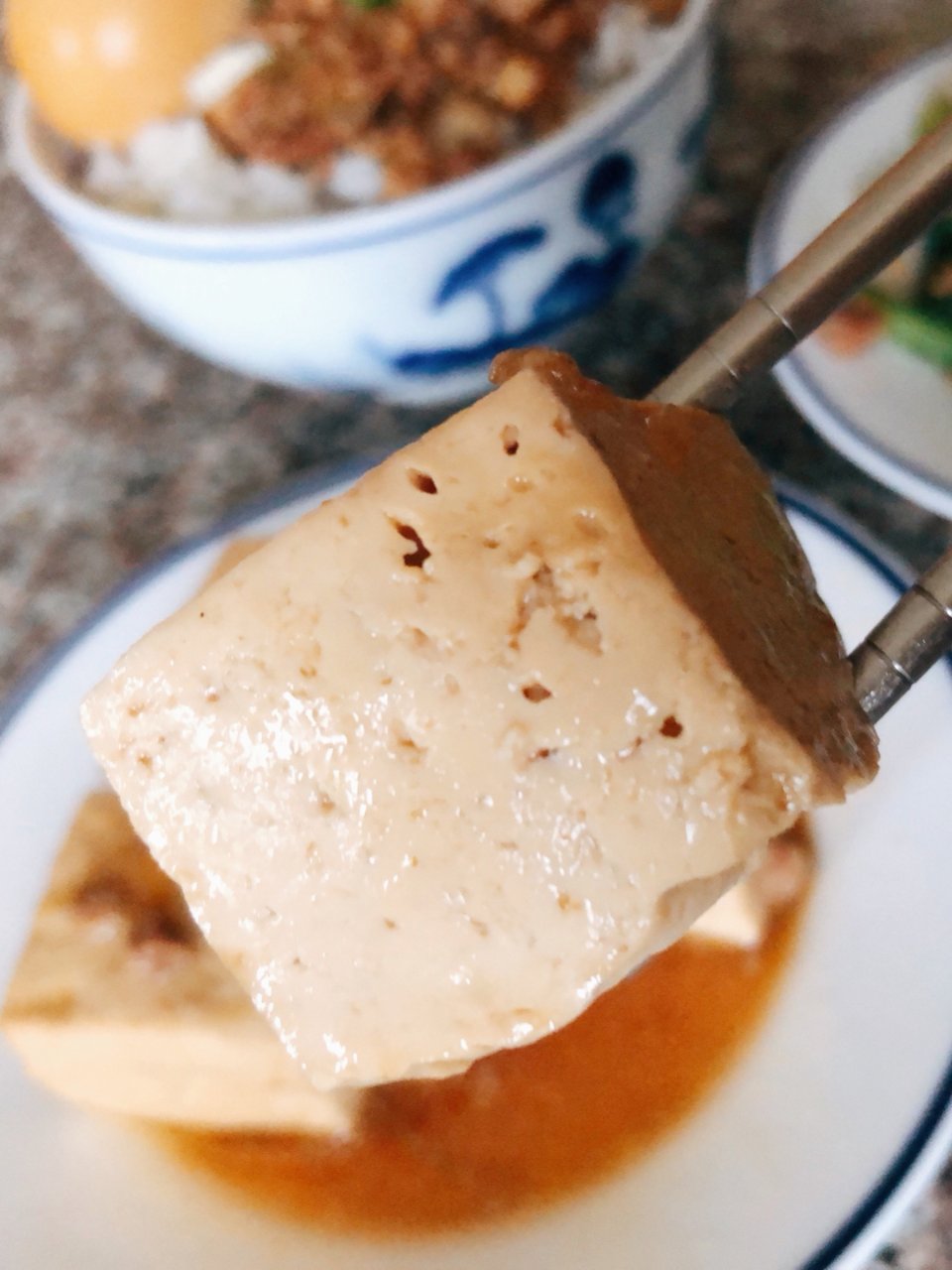 一块单纯的豆腐，如何摇身变成一份美味爆汁...