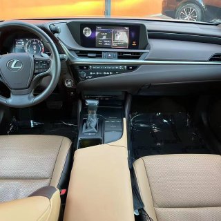 2020 Lexus ES350