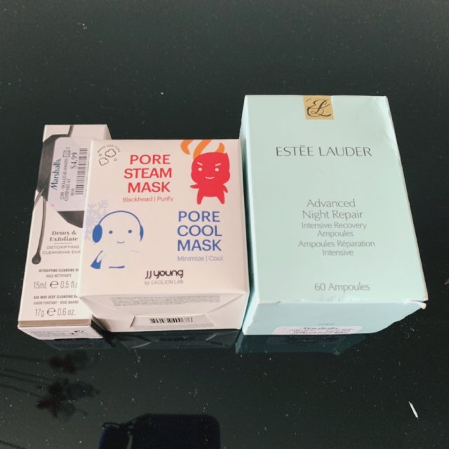 今天在Marshall里看见很多不...