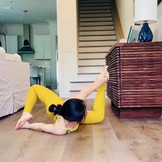 💛分享Instagram一个有趣的瑜伽体...