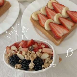 小學生早餐｜草莓🍓水果吐司...