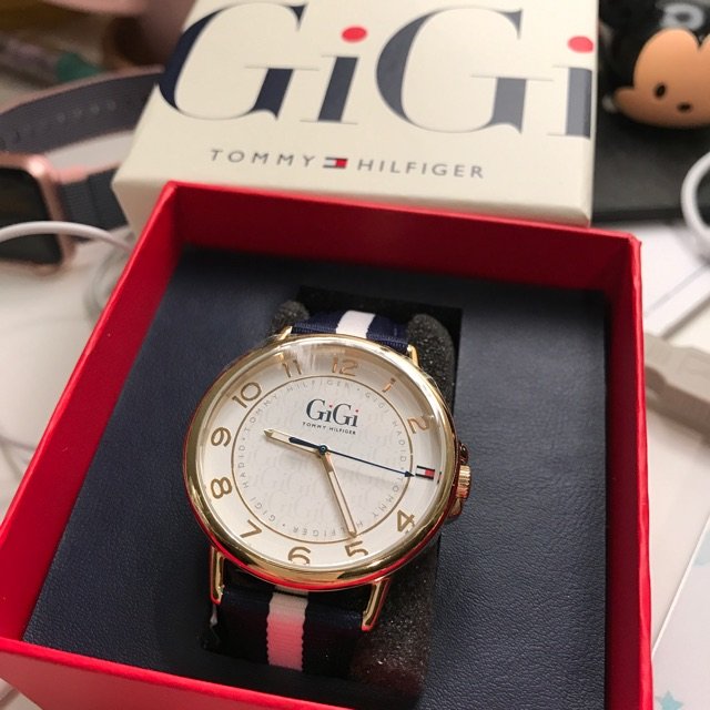 tommy x gigi 合作款手...