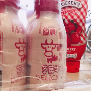 台式早餐最對味飲料🐮國農草莓牛乳🍓🍓...