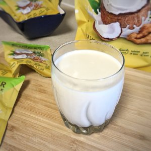 冬天来杯热腾腾的姜汁椰奶，瞬间暖暖的 | 太子牌姜汁椰奶测评