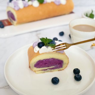 酸酸甜甜の蓝莓芝士蛋糕卷...