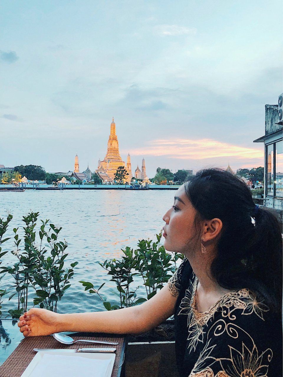 泰国🇹🇭闪闪發光郑王庙🌟绝佳视野的河畔第...