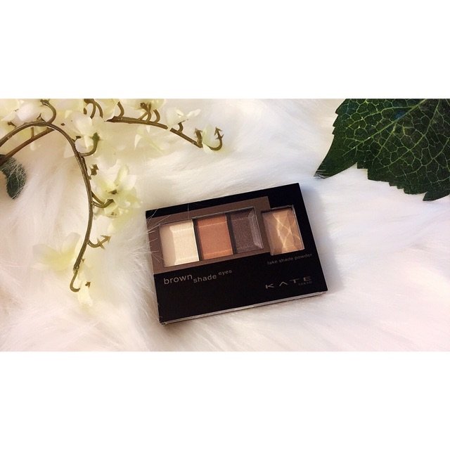 作为一枚化妆小白，最近才开始接触眼...