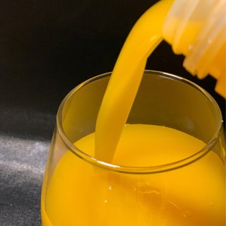 夏天来杯清涼的芒果🥭汁！...