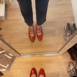 法式风情 ｜Carel 小红鞋...