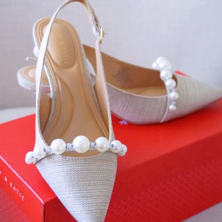 DSW珍珠米色鞋