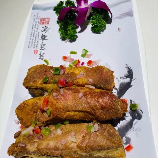 国内美食北京烤鸭...
