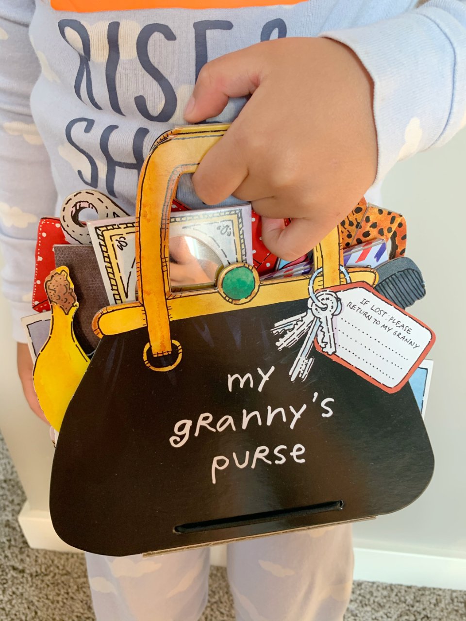 My granny’s purse机关书...