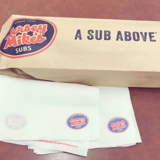 Jersey Mike's Subs 三...