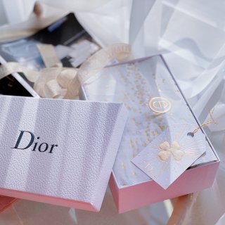 唯美系包装 ♥️ Dior官网完胜...