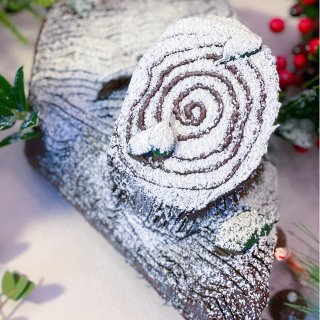 圣诞甜品｜经典美味的圣诞树桩蛋糕...
