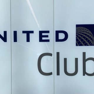 United Club LAX 候机体验...