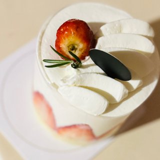 草莓🍓奶油蛋糕...