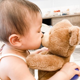最有意義的玩具-隊友從小抱到大的泰迪熊🧸...