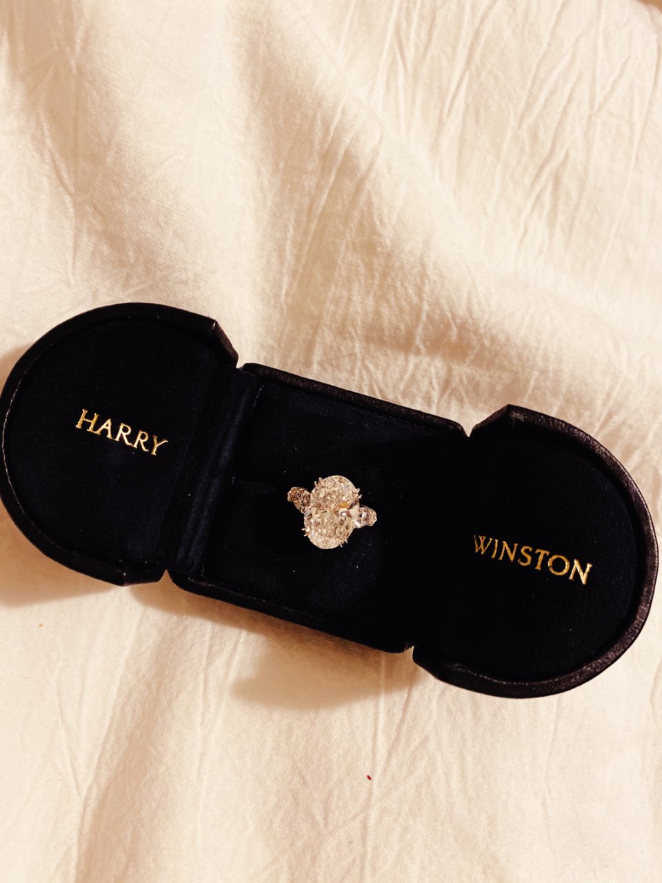 Harry Winston 海瑞温斯顿,engagement ring