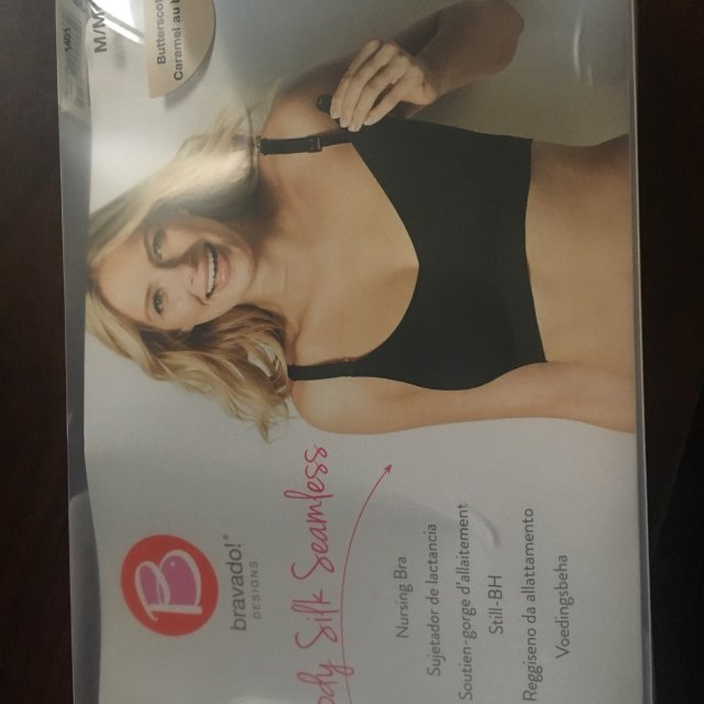 美亚三千多评价四星半的哺乳内衣。果...