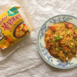 SAMYANG Stir-Fried Noodle Hot Spicy Chic
