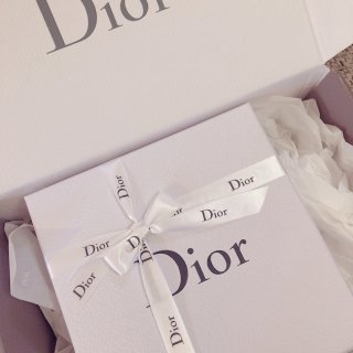 Dior買一送N太迷人了😍😍...
