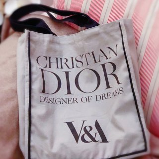 V&A Museum 合作款,Dior 迪奥