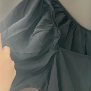 方领法式连衣裙👗...