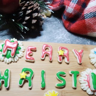 圣诞小甜点-糖霜字母饼干...