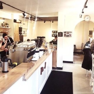 In J Coffee,美国咖啡店