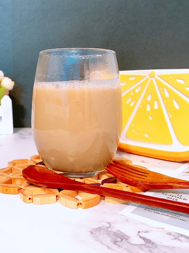 周六的快手早餐～红色三宝豆浆+Ba...