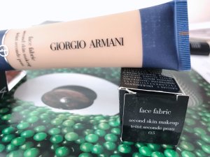 5️⃣懒人必备的素颜霜 のGiorgio Armani