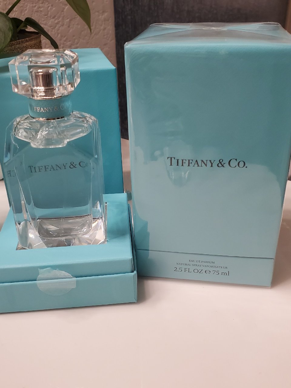 年度两款喜爱的Tiffany香水| 晒晒圈彩妆精选